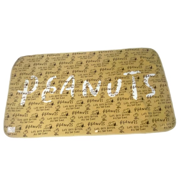 Peanuts Other Peanuts X Yu Nagaba Snoopy Fleece Lap Blanket Uniqlo Limited Edition 29 Poshmark